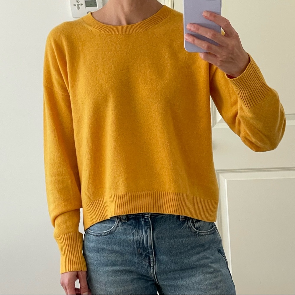 Intermix Cashmere Sweater - Size Small